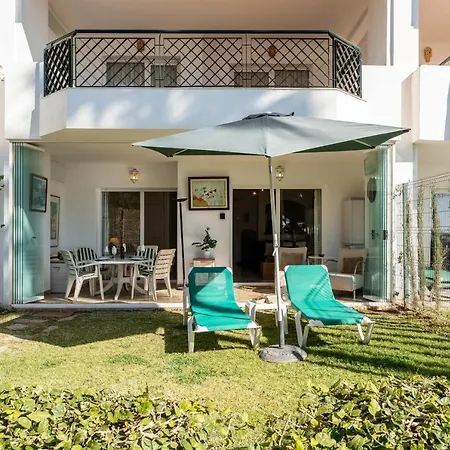 Mi Capricho Beachfront Апартаменты *